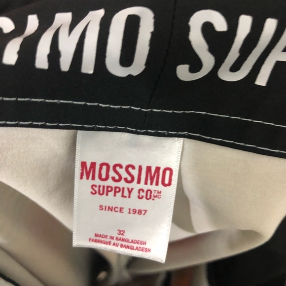 ⭐️ 5/$30 Mossimo board shorts 🩳 - Picture 3 of 5